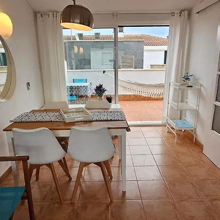 Atico En Ciudadela Vistas Al Mar Y Piscina * ثيوداديلا